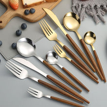 Load image into Gallery viewer, Belle&#39;s FlayaDore Steel 5-Piece Cutlery Set