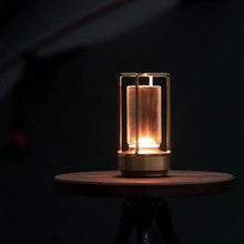 Load image into Gallery viewer, Belle&#39;s CastaRover Aluminum Portable Lamp Lantern
