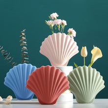 Load image into Gallery viewer, Belle&#39;s CoastalChic Summer Shell Vase