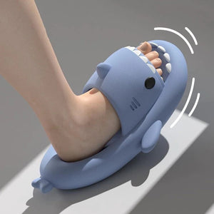 Belle's DelorShark™ Support Shark Slides