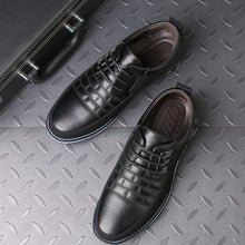 Load image into Gallery viewer, Belle&#39;s RoyalCreed™ Mens MaxComfort Leather Sneakers