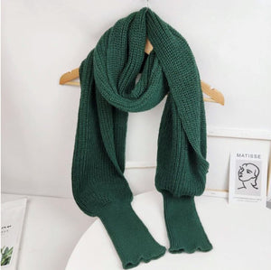 Belle's HeatTech Sleeve Scarf